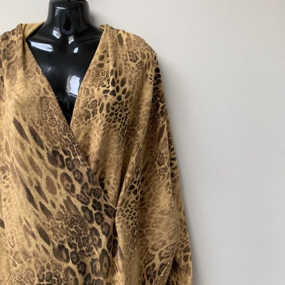 Made In Italy Crossover Knit Tunic Jumper Fits UK 10 12 14 Animal Leopard Print - Picture 5 of 9